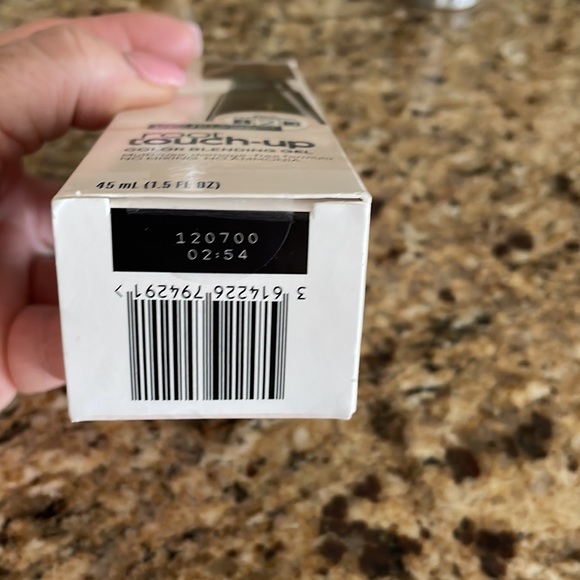 Clairol root touch up color blending gel - Picture 6 of 6